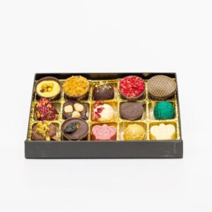 15 Glamour Selection Box